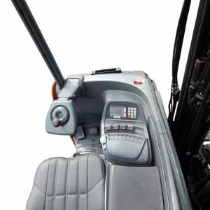 Ричтрак BT RRE160C 1600кг/6300мм