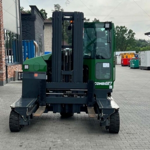 Дизельный вилочный погрузчик Combilift C4000 2022 г. 56 кВт. 847 м/ч., № 3704