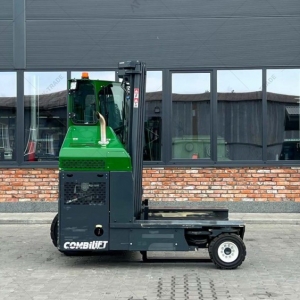 Дизельный вилочный погрузчик Combilift C4000 2022 г. 56 кВт. 847 м/ч., № 3704