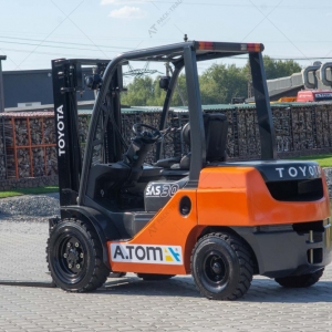 Дизельный вилочный погрузчик Toyota 02-8FDF30 2008 г. 3496 м/ч., №4155