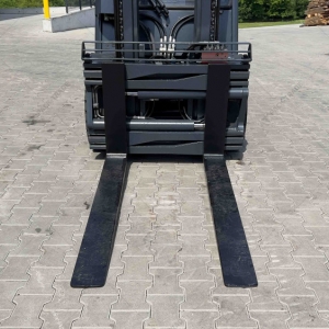 Вилочный погрузчик Linde H35T 2010 г. 11500 м/ч. №6439
