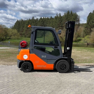 Вилочный погрузчик Toyota 02-8FGF25 2014 г. 38кВт. 4862 м/ч. №5889