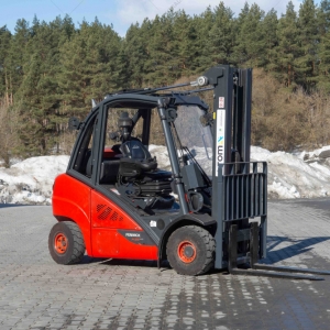 Вилочный погрузчик Linde H25T-02 2020 г. 10653 м/ч., № 5833