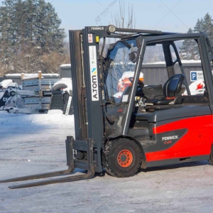 Вилочный погрузчик Linde E25L-01 2012 г. 5886 м/ч., № 5563