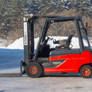 Вилочный погрузчик Linde E25L-01 2012 г. 5886 м/ч., № 5563