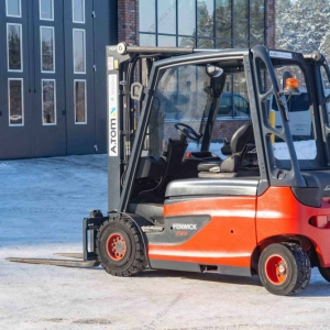 Вилочный погрузчик Linde E25L-01 2012 г. 5886 м/ч., № 5563