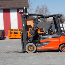 Вилочный погрузчик Linde E25L-01 2016 г. 22861 м/ч., № 5205