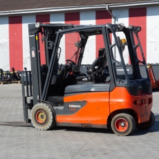 Вилочный погрузчик Linde E25L-01 2016 г. 22861 м/ч., № 5205