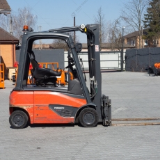 Вилочный погрузчик Linde E16P-02 2017 г. 12055 м/ч., № 5203