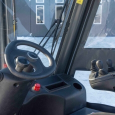 Вилочный погрузчик Linde E16-02 2017 г. 1515 м/ч., № 5522