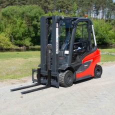Вилочный погрузчик Linde H25T-01 2020 г. 39,6 кВт., 5026 м/ч. №6084