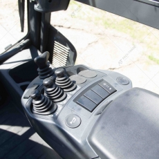 Вилочный погрузчик Linde H25T-01 2020 г. 39,6 кВт., 5026 м/ч. №6084