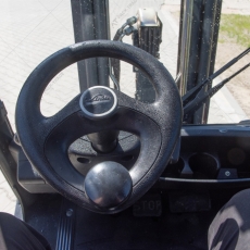 Вилочный погрузчик Linde H25T-02 2015 г. 9179 м/ч., № 5837
