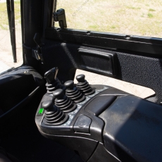 Вилочный погрузчик Linde H25T-02 2015 г. 9179 м/ч., № 5837