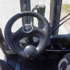 Вилочный погрузчик Linde H25T-02 2015 г. 9179 м/ч., № 5837