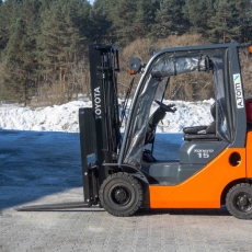 Вилочный погрузчик Toyota 02-8FGF15 38кВт. 2018 г. 5628 м/ч., №5888