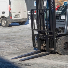 Вилочный погрузчик Toyota 02-8FGF15 38кВт. 2018 г. 5628 м/ч., №5888