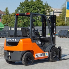 Дизельный вилочный погрузчик Toyota 02-8FDF30 2008 г. 3496 м/ч., №4155