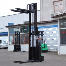 Самоходный электрический штабелёр LF1535JB CL1,5т 3,5м