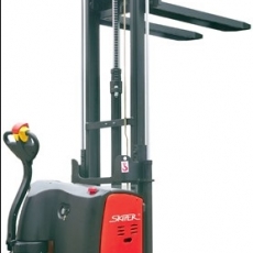Полуэлектрический штабелер Skiper SKD1.5т/3,0м GmbH. (Германия)