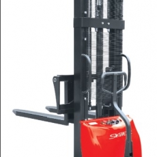 Полуэлектрический штабелер Skiper SKD1.5т/3,0м GmbH. (Германия)