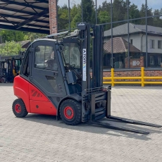 Вилочный погрузчик Linde H35T 2010 г. 11500 м/ч. №6439