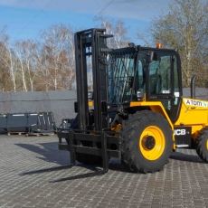 Вилочный погрузчик JCB 930-4 2019 г. 55кВт 3925 м/ч. № 5664 B