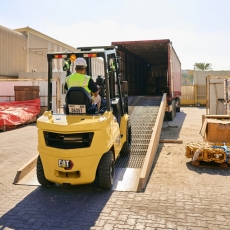 Дизельный погрузчик CAT DP30PT, г/п 3т, мачта 3,3м