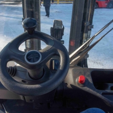 Вилочный погрузчик Linde E25L-01 2012 г. 5886 м/ч., № 5563