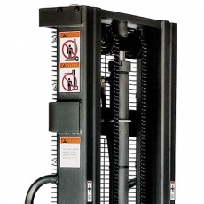 Полуэлектрический штабелер Skiper VSKD1.5т/3,5м GmbH. (Германия)